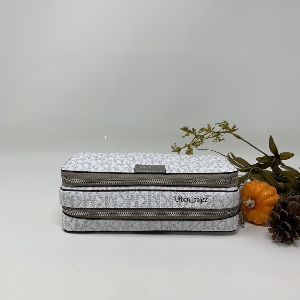 Michael Kors JST Large Double Zip Travel Pouch - Picture 6 of 8